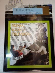 Prensa, radio y televisión  Euskal Herria Emblemática | 113093 | Varios